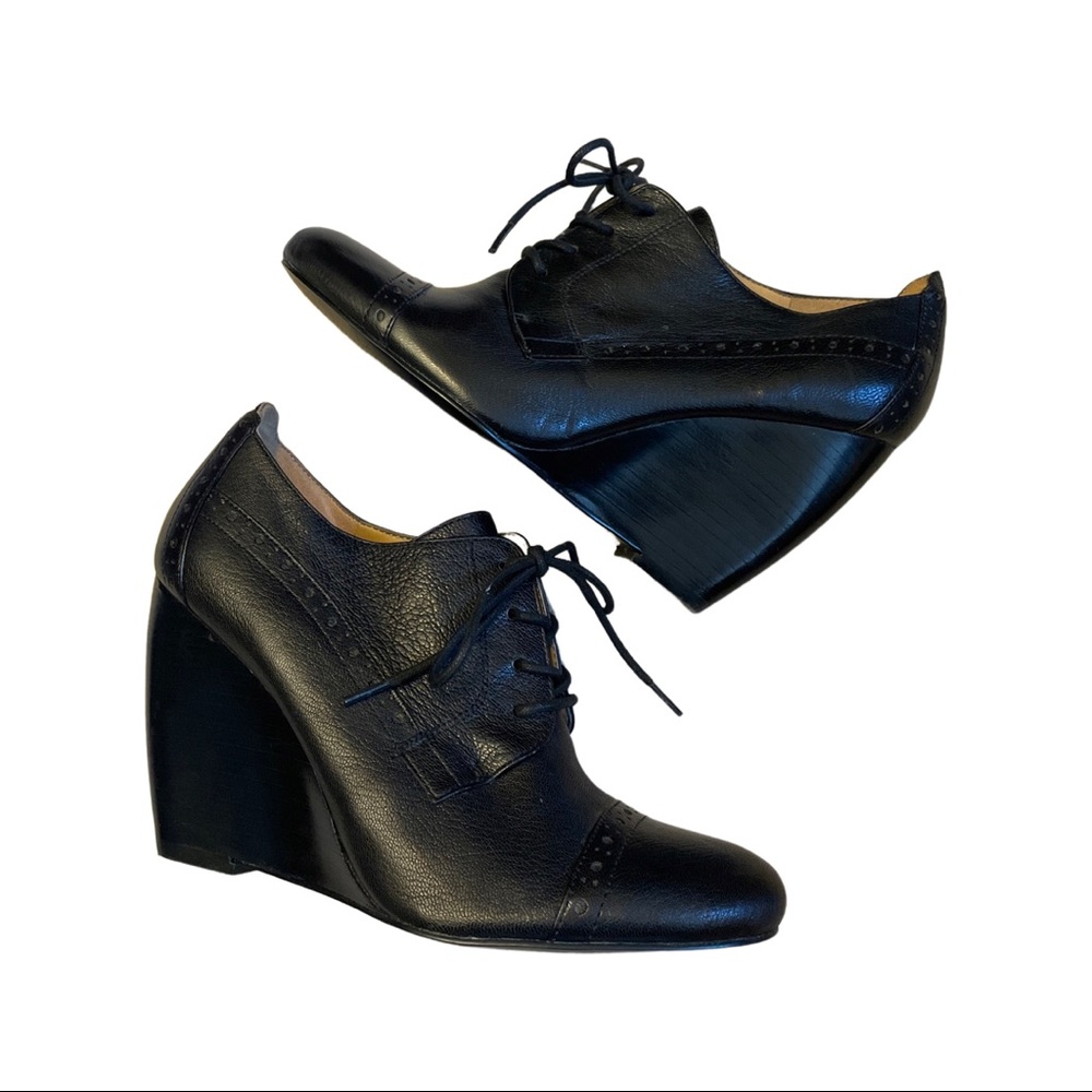 Nine West Oxford wedge bootie coco crisp